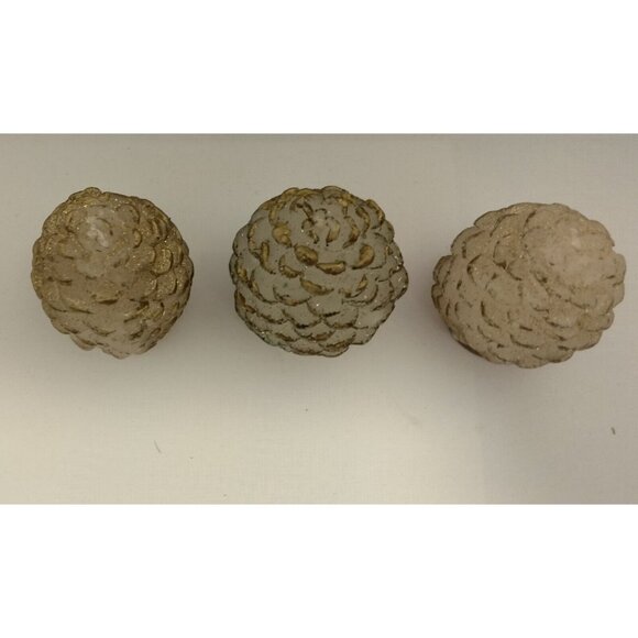 Pine Cone Shaped Candles White Gold Vintage 1960 Lot 3 Holiday Centerpiece Craft - Picture 4 of 7